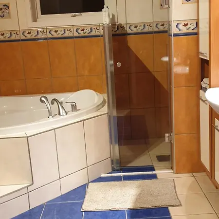 Villa Green فيلة ساربسبورغ